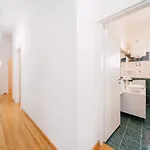Mit Whirlpool By Interhome