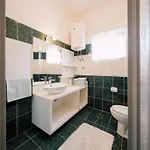 Διαμέρισμα Mit Whirlpool By Interhome *
