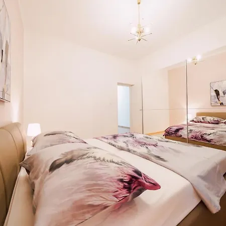 Apartmán Mit Whirlpool By Interhome