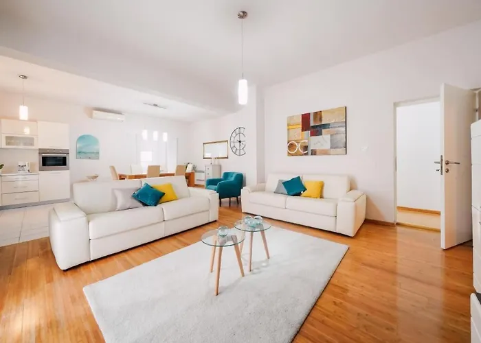 Apartmán Mit Whirlpool By Interhome *