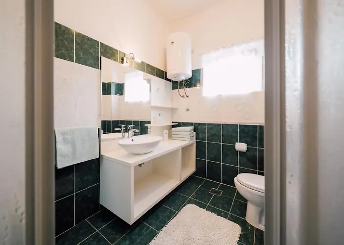 Apartmán Mit Whirlpool By Interhome *