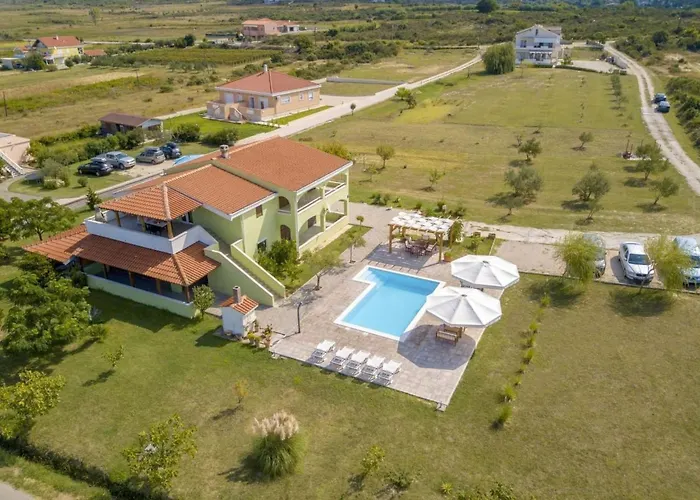 Mit Whirlpool By Interhome Krneza