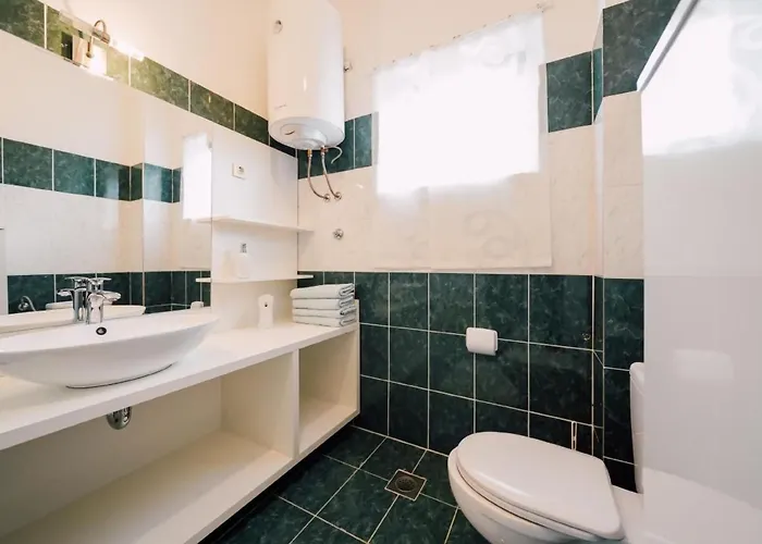 Mit Whirlpool By Interhome * Krneza